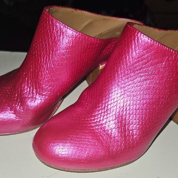 Calvin Klein Leather Mules - Picture 8 of 16